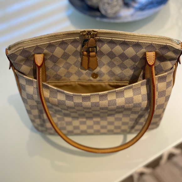 Pre-loved authentic LV FIGHERI DAMIER AZUR PM. - Picture 6 of 14